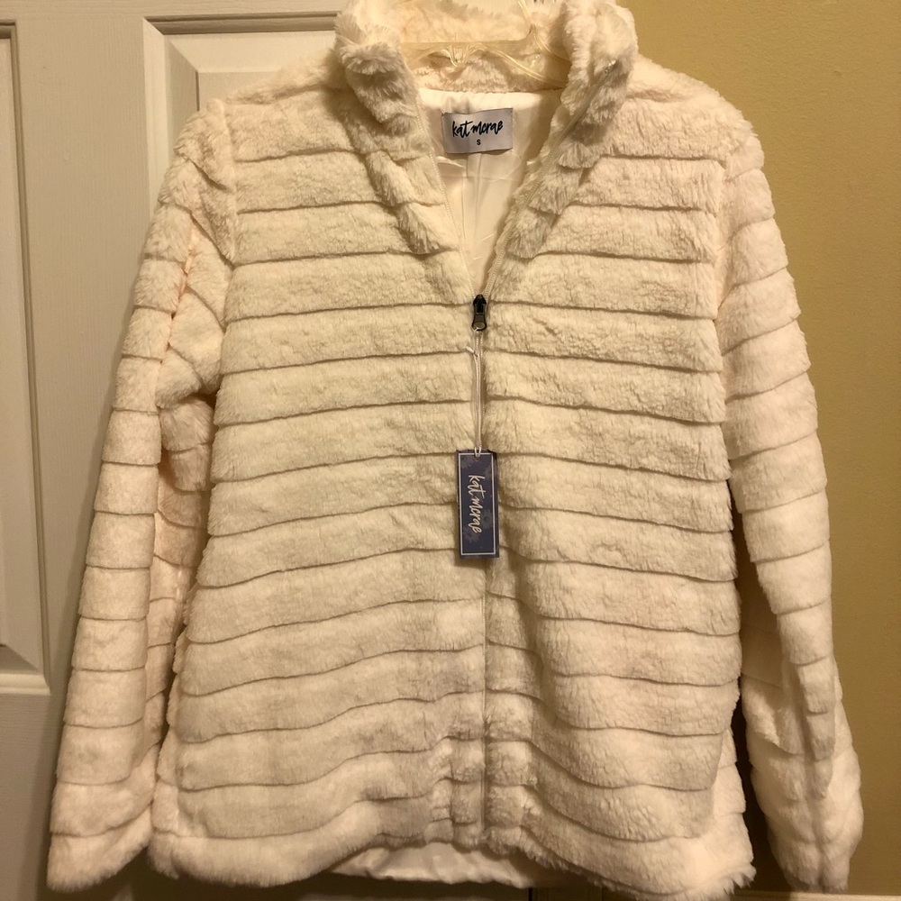 Kat McRae Fur Jacket in Cream - Size Small